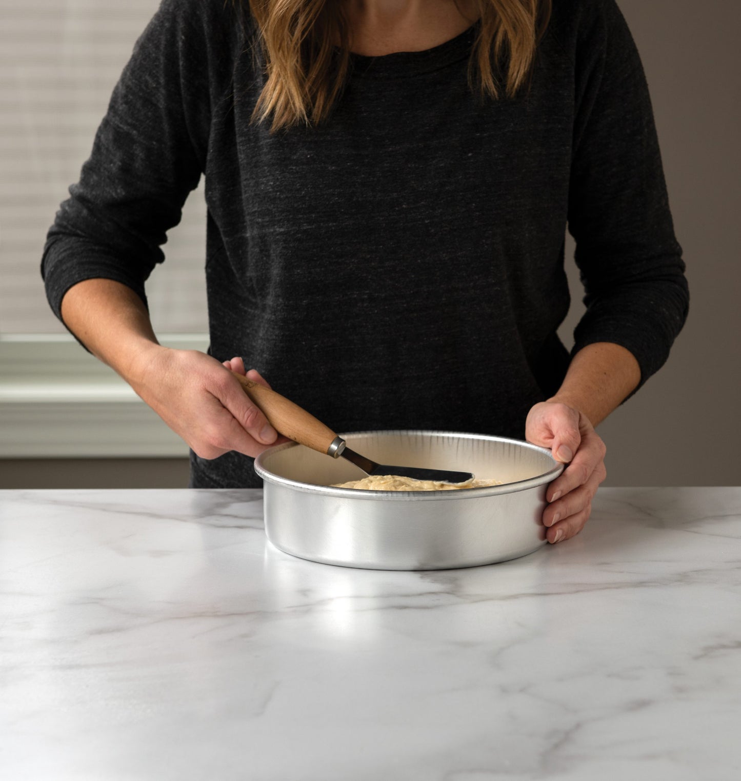 Kagespatel med knæk og træhåndtag