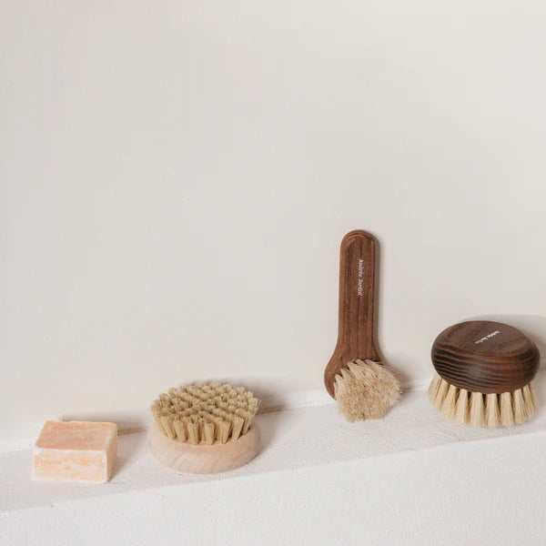 Ansigtsbørste, ask 12cm