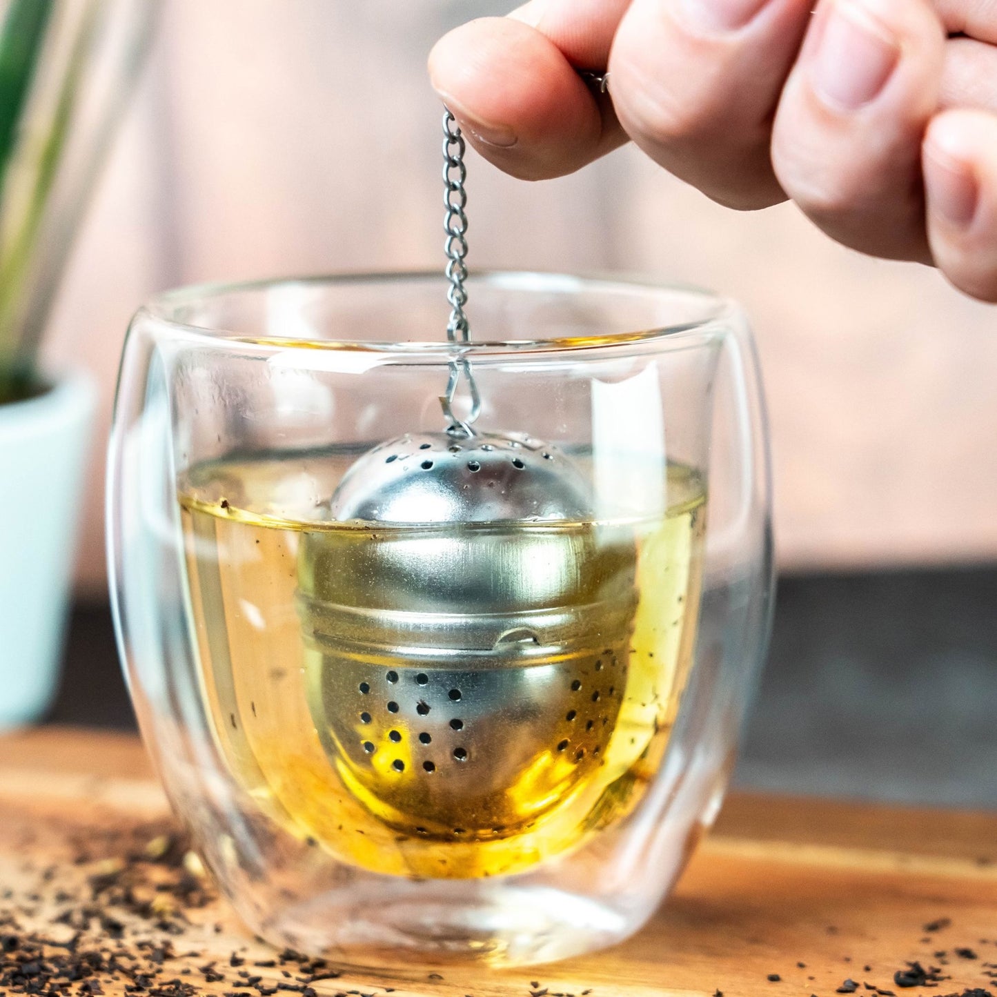 The-æg med kæde - Teatime