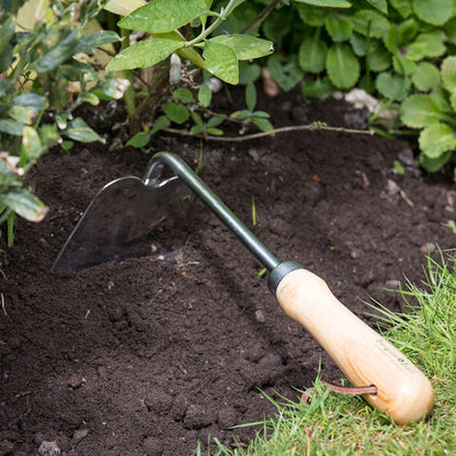 Håndhakke, L. 26cm.