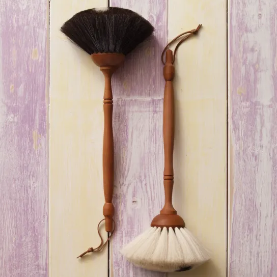 Støvkost, sorte gedehår 34cm