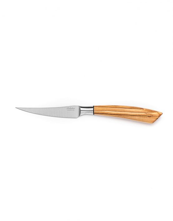 Steakkniv fra italienske Saladini med skaft i oliventræ. 23 cm.  4001O