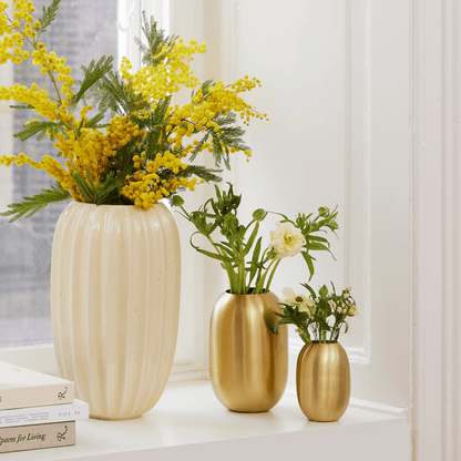 Oval | Vase i messing - H. Skjalm P.